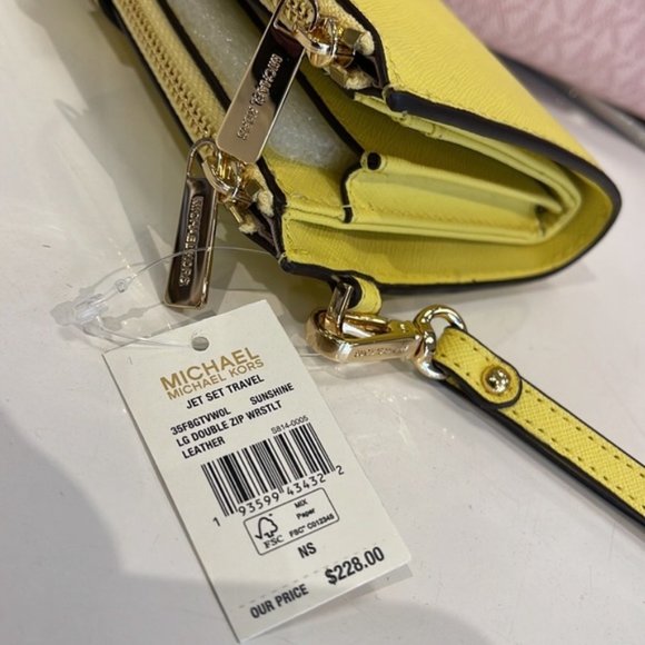 Michael Kors Jet Set Travel Large Double Zip Leather Wristlet Sunshine Yellow - Picture 3 of 16